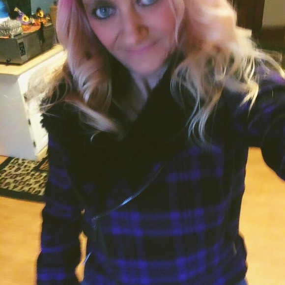 Aeropostale purple/black plaid coat - Picture 5 of 8